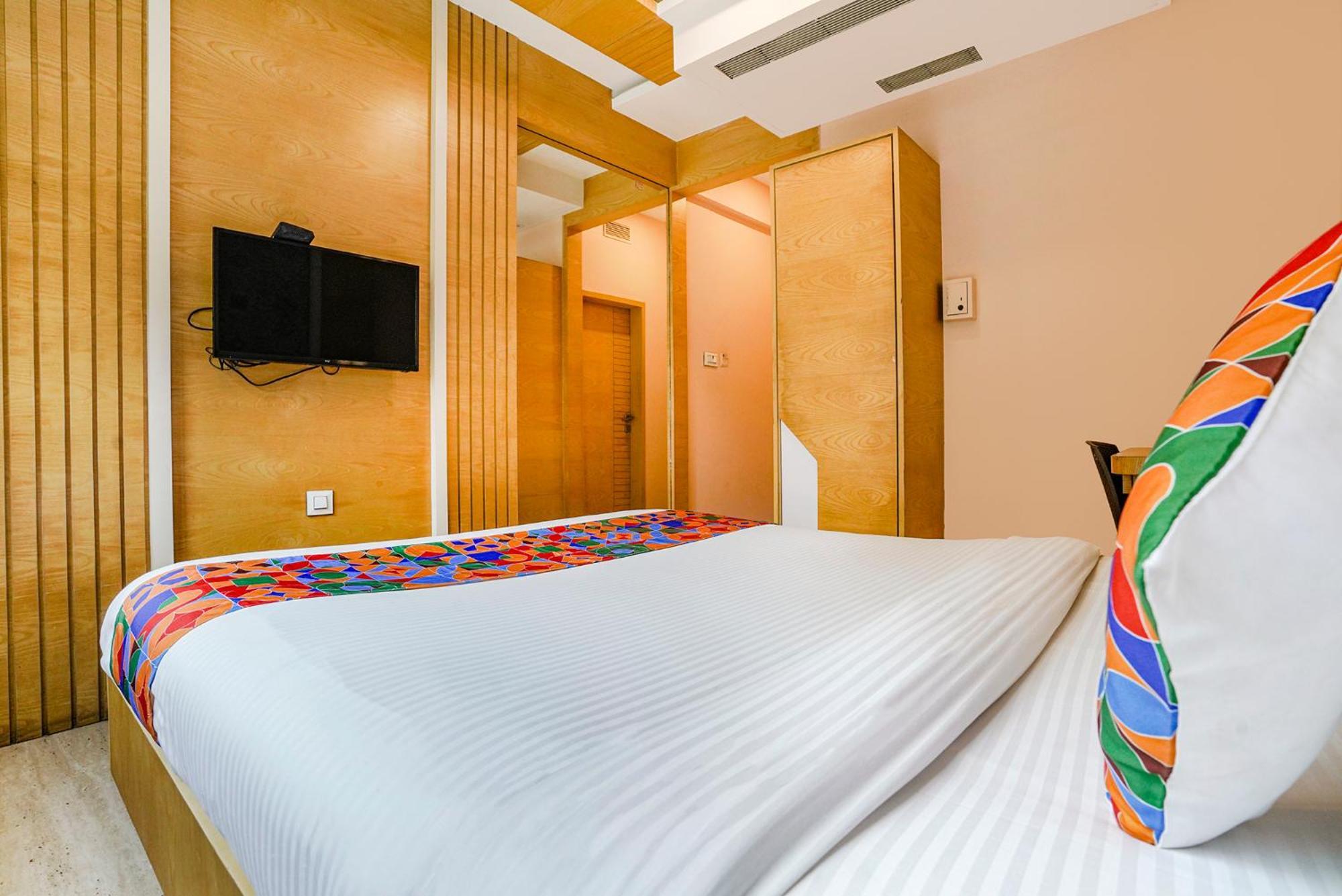 Fabhotel Neelkamal - Chembur Mumbai Exteriör bild